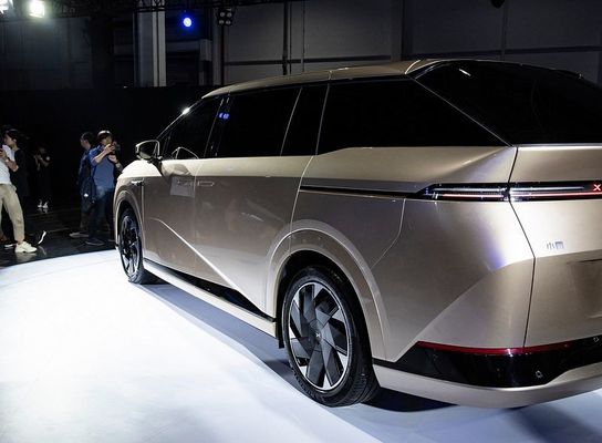 Sprzedaż hurtowa Elektryczny Samochód używany Nowe Samochody XPENG X9 2024 Duży Mpv 4dw 5 drzwi 7 siedzenia Xiaopeng X9 Duży SUV Pojazd Energetyczny