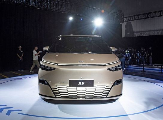 Sprzedaż hurtowa Elektryczny Samochód używany Nowe Samochody XPENG X9 2024 Duży Mpv 4dw 5 drzwi 7 siedzenia Xiaopeng X9 Duży SUV Pojazd Energetyczny