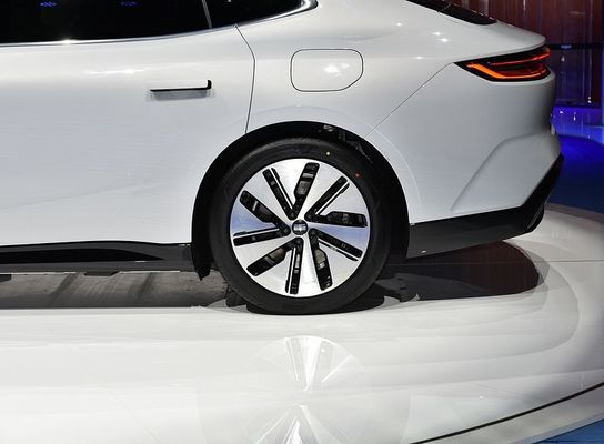 2024 Nowy Pojazd Energetyczny 7 miejsc czysty elektryczny Geely Galaxy E8 Nowy EV Samochody elektryczne