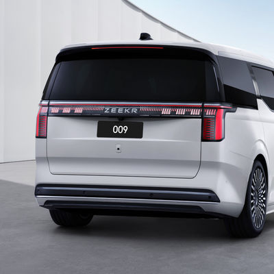 Zeekr 009 Pure Electric Luxury MPV redefining yourexpectations of MPVS 140kwh bateria 822km CLTC zakres 0-100km/h w 4.5s