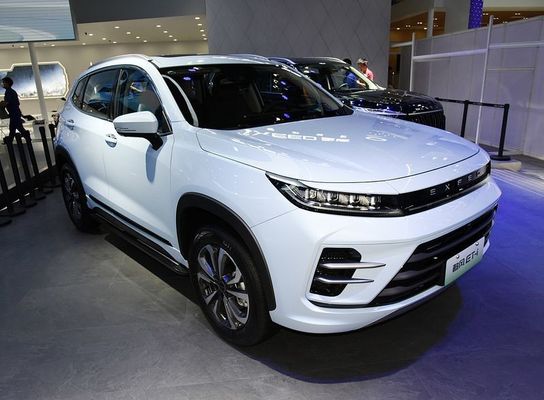 2023 Classic EXCEED Hybrid w Chery EXCEED ET-i 1.5T 156hp L4+ 125 silnik elektryczny 180km/h prędkość maksymalna 0-100km/h w 7s