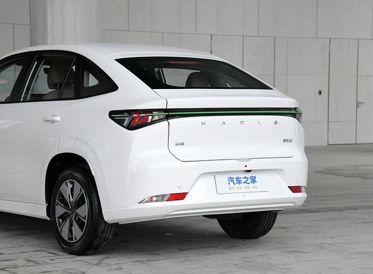 Czysty pojazd elektryczny Geely Cao Cao 60 EV z wymienną baterią i zasięgiem 415 km & 150 km/h