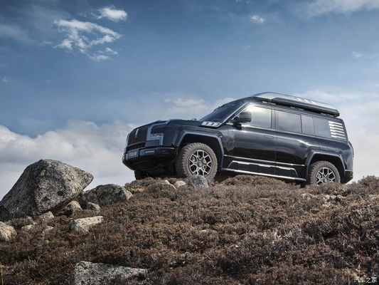 Przedsprzedaż 2024 Peking Auto Show BYD Yangwang U8 2024 Luxury Off Road Vehicle 1197hp 4Motor 4wd Elektryczny Samochód Byd U8 Hybrid