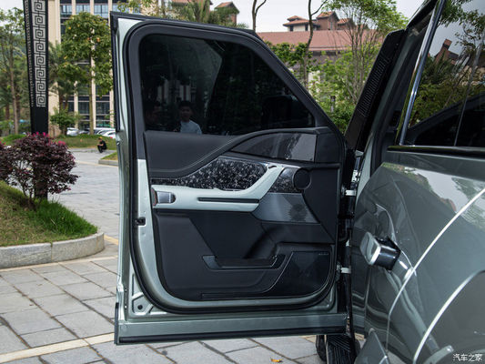 Przedsprzedaż 2024 Peking Auto Show BYD Yangwang U8 2024 Luxury Off Road Vehicle 1197hp 4Motor 4wd Elektryczny Samochód Byd U8 Hybrid