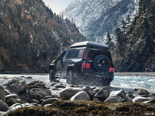 Przedsprzedaż 2024 Peking Auto Show BYD Yangwang U8 2024 Luxury Off Road Vehicle 1197hp 4Motor 4wd Elektryczny Samochód Byd U8 Hybrid