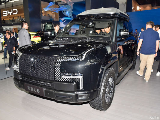 Przedsprzedaż 2024 Peking Auto Show BYD Yangwang U8 2024 Luxury Off Road Vehicle 1197hp 4Motor 4wd Elektryczny Samochód Byd U8 Hybrid