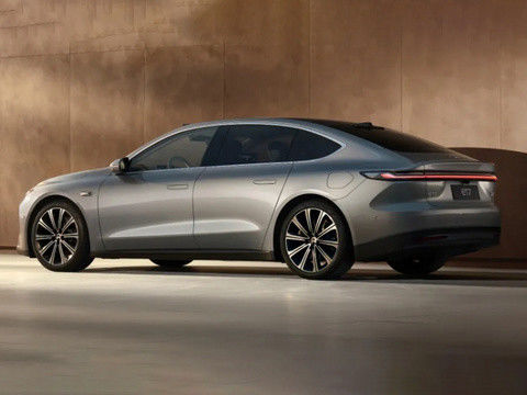 Nowe pojazdy energetyczne 2024 Nio ET7 Weilai Pojazdy elektryczne 75kwh 200km/h Szybki samochód