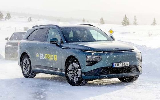 Nowy premium SUV elektryczny - Xpeng G9 2024 570km pro z 230 silnikiem 430N.m Tork 6.4sec 0-100km/h przyspieszenie