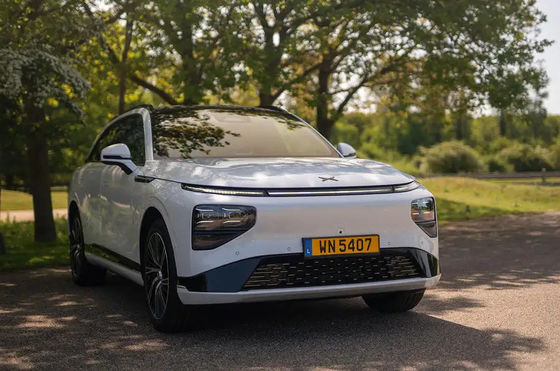 Nowy premium SUV elektryczny - Xpeng G9 2024 570km pro z 230 silnikiem 430N.m Tork 6.4sec 0-100km/h przyspieszenie