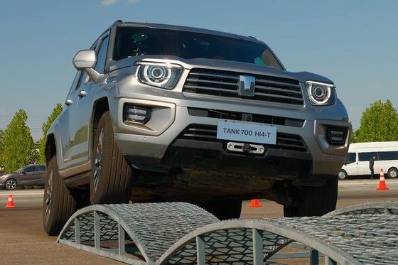 GWM TANK Luxury Off-road SUV PHEV AWD Pociąg napędowy 190km/h Maksymalna prędkość z silnikiem V6 o mocy 3,0t 360Ps i szybkim czasem ładowania 0,4h