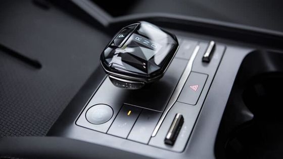 Nowy hybrydowy pojazd 2024 BYD Qin L Dm-i 1.5T 101Ps.L4 Motor z 218Ps Elektryczny silnik 180km/h Maksymalna prędkość