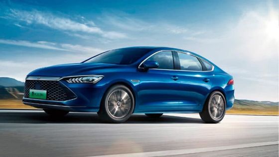 Nowy hybrydowy pojazd 2024 BYD Qin L Dm-i 1.5T 101Ps.L4 Motor z 218Ps Elektryczny silnik 180km/h Maksymalna prędkość