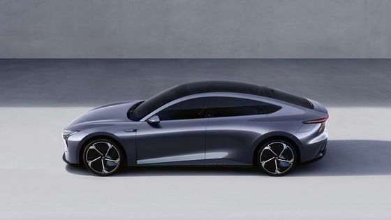 Przedsprzedaż Wspólna marka Geely&Baidu Jiyue07 czysto elektryczny pojazd z silnikiem o mocy 200 kW/271 P.s.