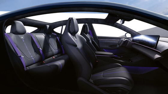 Przedsprzedaż Wspólna marka Geely&Baidu Jiyue07 czysto elektryczny pojazd z silnikiem o mocy 200 kW/271 P.s.