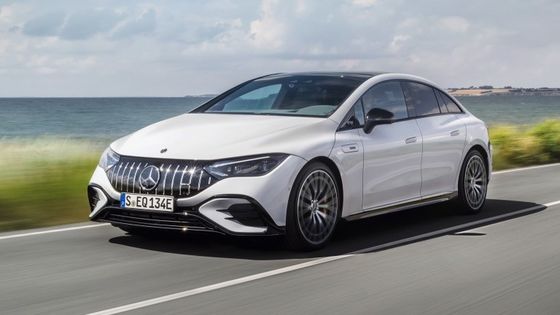 Elektryczny samochód Mercedes-Benz EQE AMG 53 4MATIC+ z mocą silnika 460kw/625P.s 220km/h