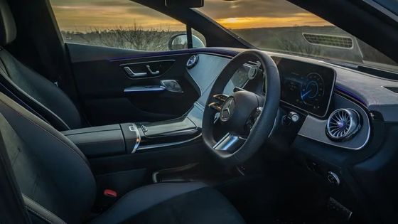 Najbardziej atrakcyjny samochód elektryczny Mercedes-Benz EQE 300 Sedan 525km zasięg 180kw/245P.s moc w 210kmph prędkość maksymalna