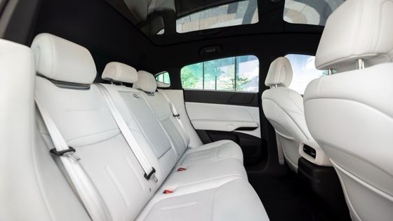 Xpeng G6 RWD Long Range Electric Vehicle SUV EV Electric Car z silnikiem o mocy 210kw RWD driving & 490km Range