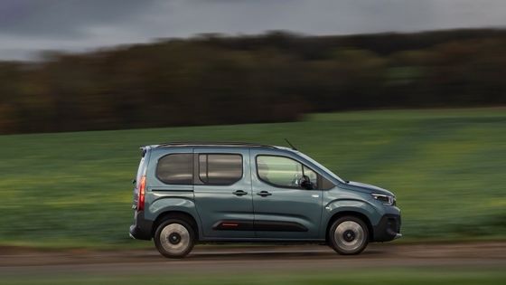 NOWY CITROEN e-Berlingo Nowy pojazd elektryczny 339km Zakres 52kwh bateria z 100kw ((136P.s) Moc silnika i 132km/h prędkość maksymalna