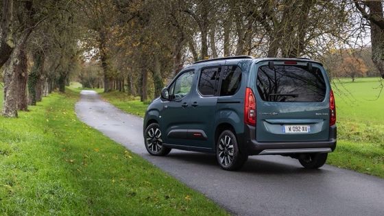 NOWY CITROEN e-Berlingo Nowy pojazd elektryczny 339km Zakres 52kwh bateria z 100kw ((136P.s) Moc silnika i 132km/h prędkość maksymalna