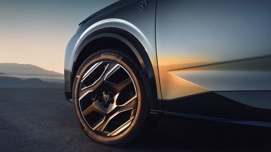 Przedsprzedaż 2024 Peugeot E-5008 SUV 500km zasięg Topping 326 KM (240 KW) Podwójny silnik AWD czysto elektryczny pojazd