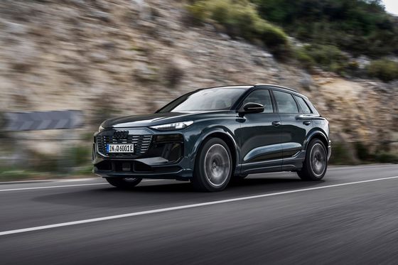 Długi zasięg z super szybkim ładowaniem 270kw i hojnym wyposażeniem w Audi Q6e-tron czysto elektryczny pojazd 285kw mocy