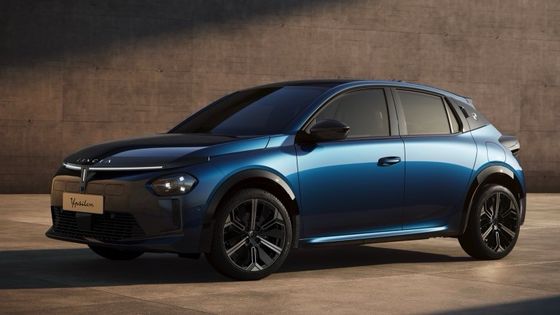 Pierwszy samochód elektryczny Lancie Ypsilon z silnikiem z przodu o mocy 154 koni i 260 Nm.