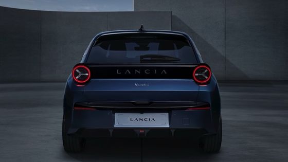 Pierwszy samochód elektryczny Lancie Ypsilon z silnikiem z przodu o mocy 154 koni i 260 Nm.