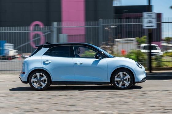 Pojazdy elektryczne 2024 GMW ORA Czysty samochód elektryczny z silnikiem o mocy 126kw/171ps, mocą 160km/h, prędkością maksymalną i zasięgiem 400km