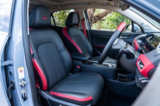 Pojazdy elektryczne 2024 GMW ORA Czysty samochód elektryczny z silnikiem o mocy 126kw/171ps, mocą 160km/h, prędkością maksymalną i zasięgiem 400km