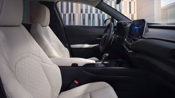 Lexus UX300e 2023 Review, All Electric EV 440km Działalność WLTP 7.5s 0-100km/h Przyśpieszenie Z 150kw Moc Samochód elektryczny