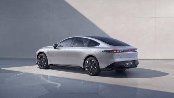 2024 silny Dongfeng Eπ 007 200Pro EREV 200km CLTC 160kw silnik moc 310N.m Tork z 7,2s 0-100km/h przyspieszenie