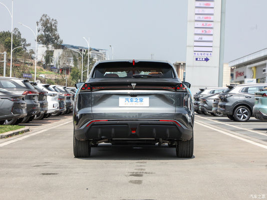 Najnowszy HUAWEI System DEEPAL S07 2024 EREV z 121 km CLTC0.5h Szybkie ładowanie 175kW Maksymalna moc 320N.m Tork