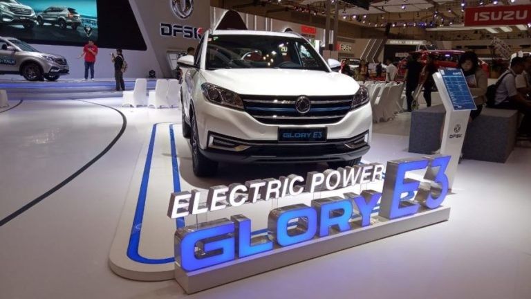 Dongfeng Glory E3 Electric SUV Cars EV AMG Jednostka napędowa Elektryczny 5-osobowy samochód