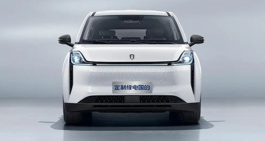 BESTUNE NAT 419KM zasięg Kompaktny czysto elektryczny MPV dla rodziny / taksówek Maksymalna prędkość 140km / h