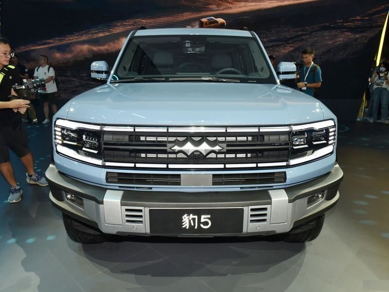 Hybrydowy samochód luksusowy Off-Road Auto BYD Formula Leopard 5 5 drzwi / 5 miejsc SUV NEDC Zakres 1200km