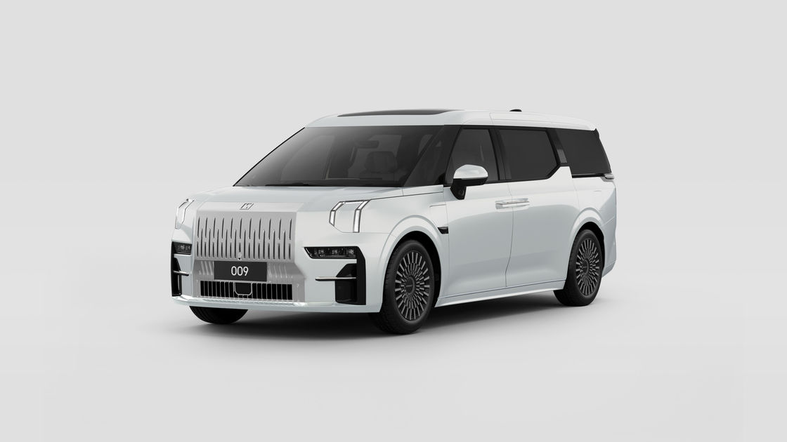 Zeekr 009 Pure Electric Luxury MPV redefining yourexpectations of MPVS 140kwh bateria 822km CLTC zakres 0-100km/h w 4.5s