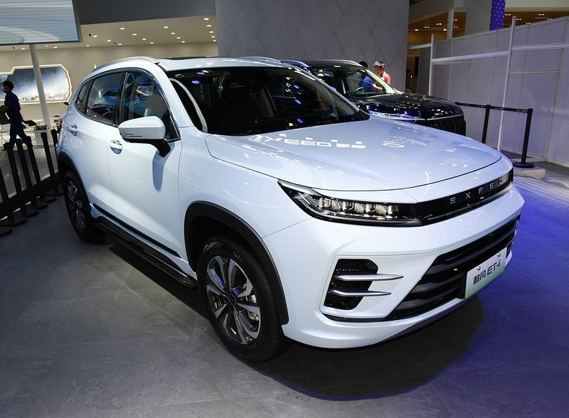 2023 Classic EXCEED Hybrid w Chery EXCEED ET-i 1.5T 156hp L4+ 125 silnik elektryczny 180km/h prędkość maksymalna 0-100km/h w 7s